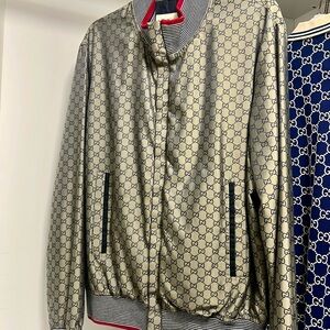 🟢 Gucci Monogram Vintage Jacket